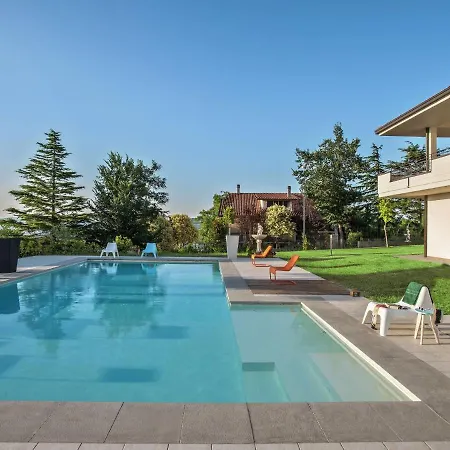 Apartment Sunny In Hills *